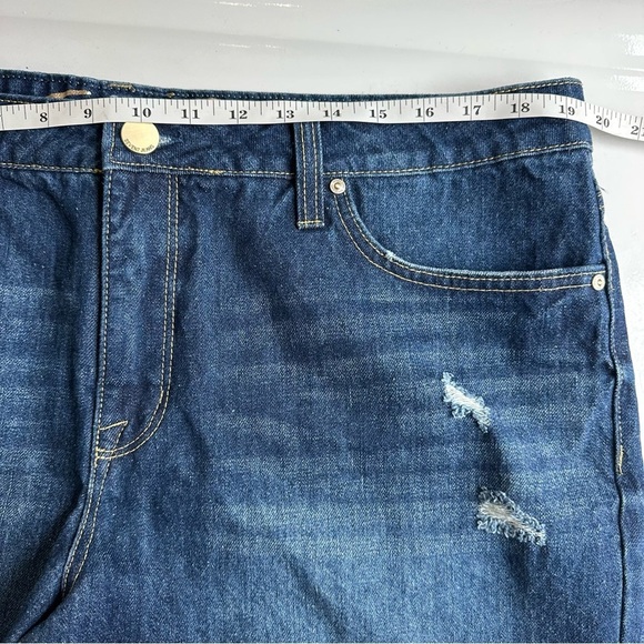 Seven 7 Jeans NWT Weekend Shorts Denim Short Size 16 Women’s Fray Hem Distressed - Picture 4 of 9
